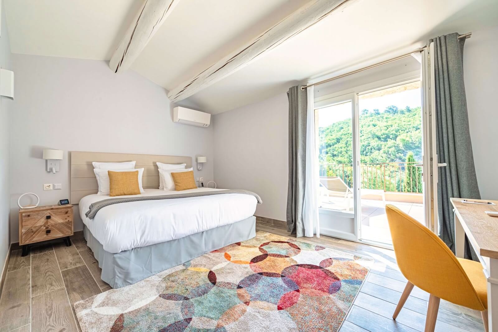 Suite, Golf View