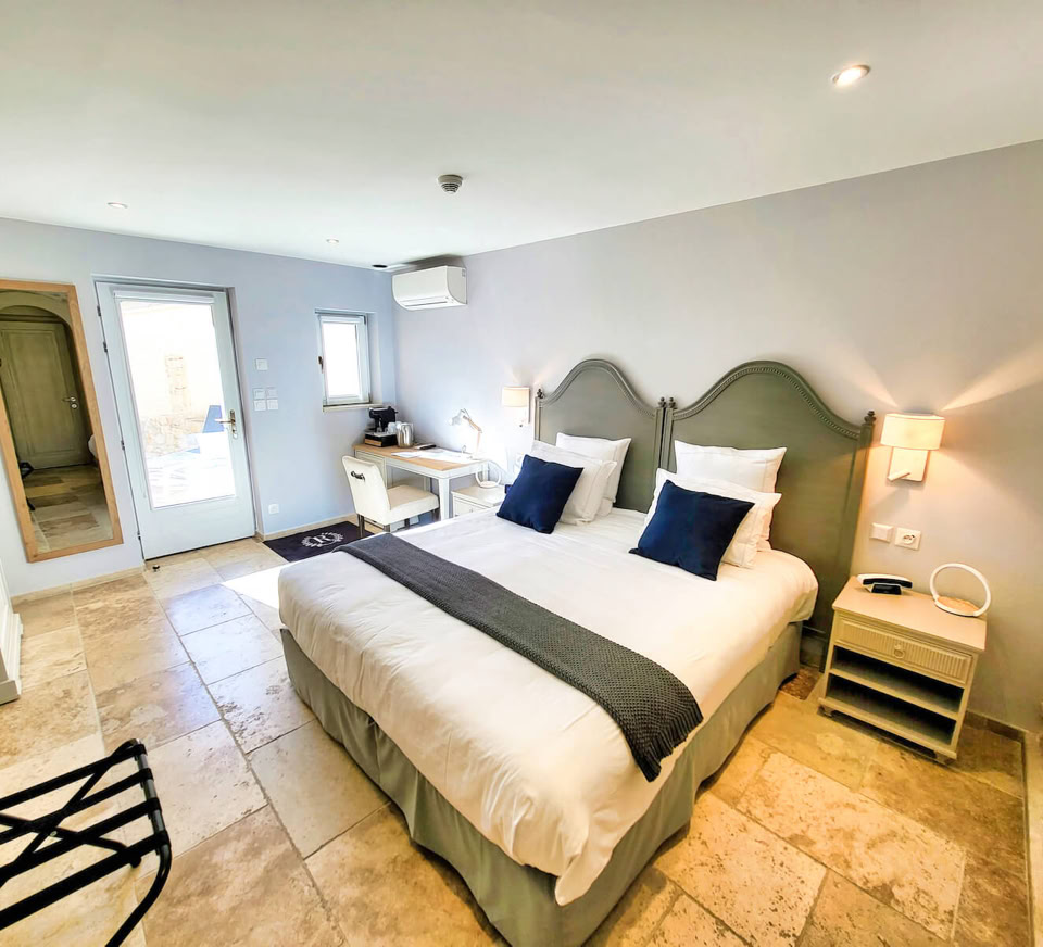 Chambres Domaine Ribiera.  Luxe, Calme, détente en Provence